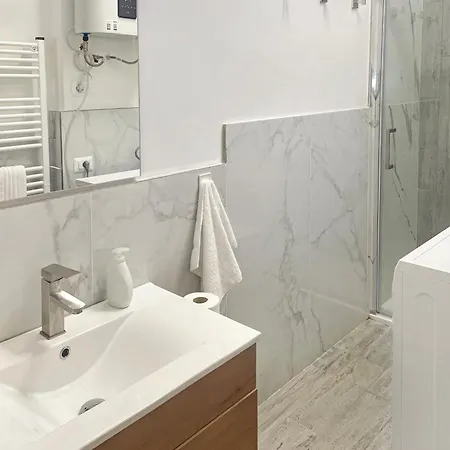 Διαμέρισμα Carlitas Martinsicuro