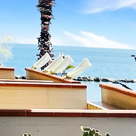 Carlitas アパート